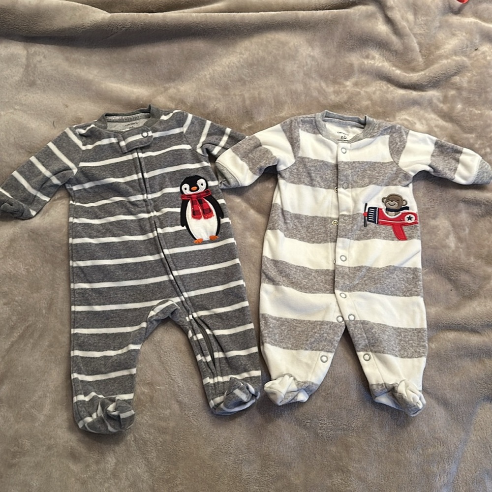 Carter’s newborn bundle - Picture 2 of 2